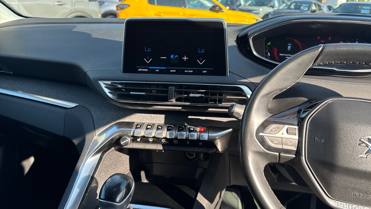 Used Peugeot 3008 2018 for sale - 76086078: Photo 10