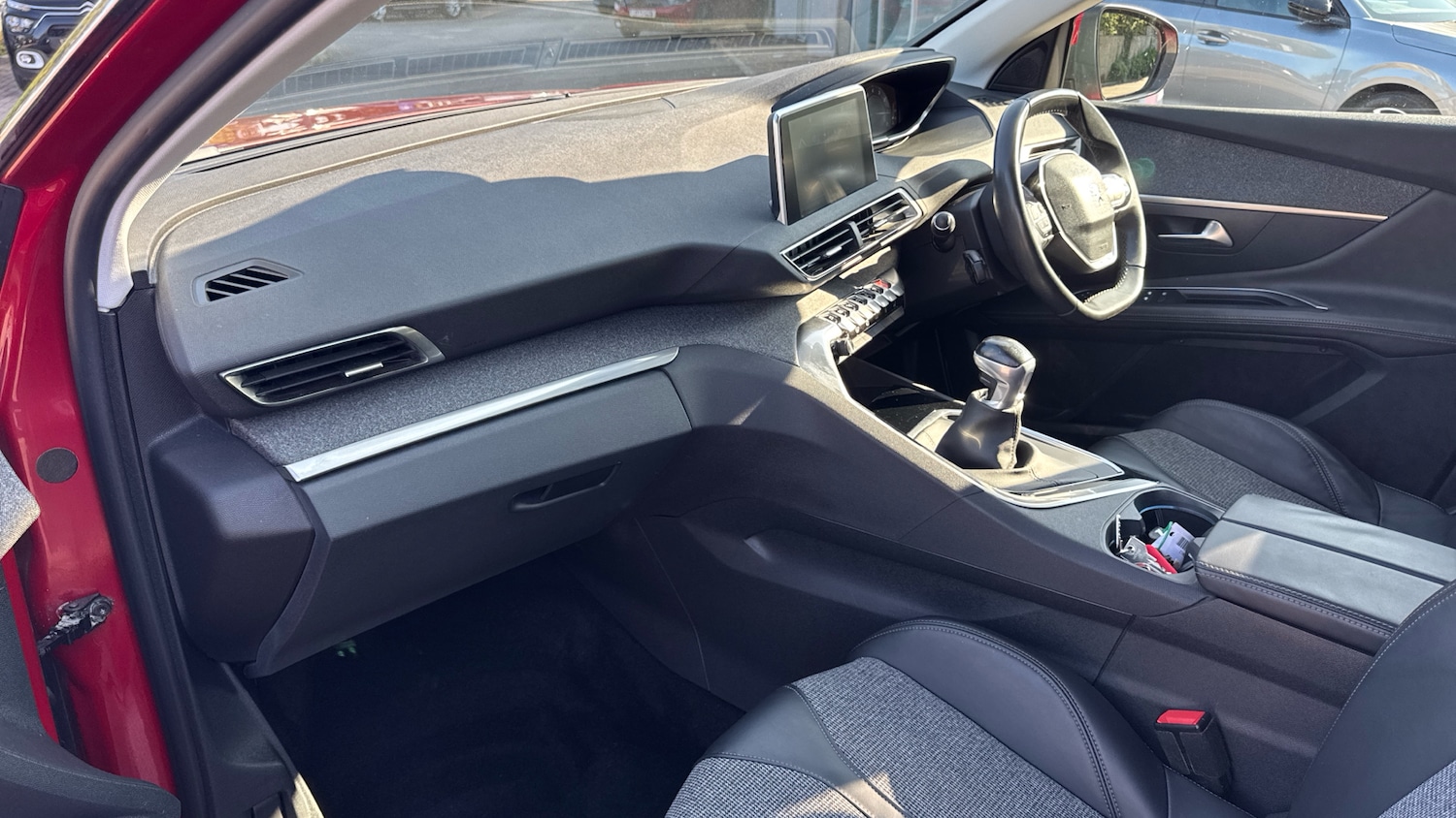 Used Peugeot 3008 2018 for sale - 76086078: Photo 12
