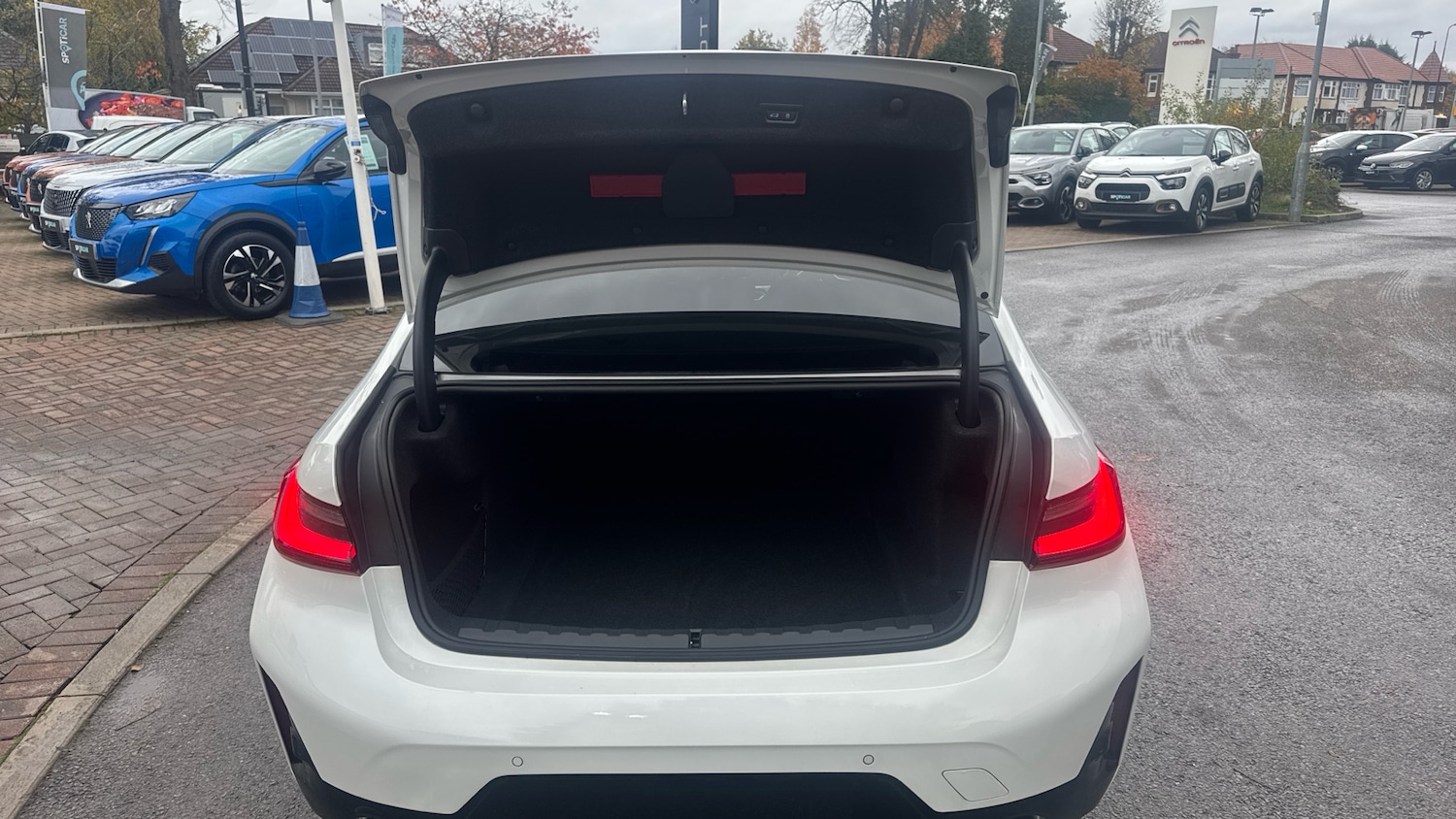 Used BMW 3 Series 2024 for sale - 76433787: Photo 19