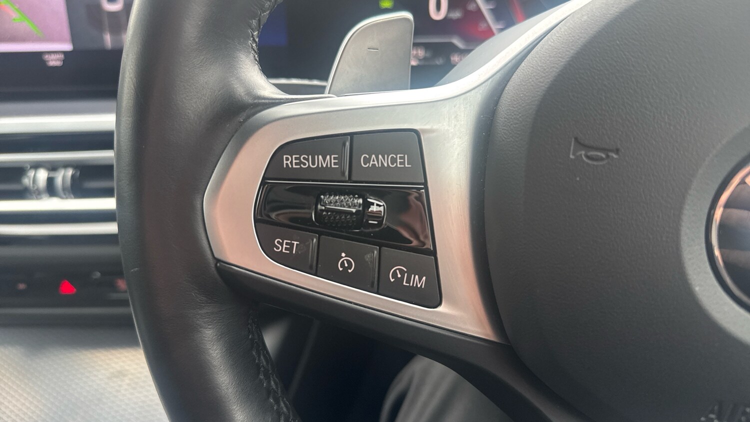 Used BMW 3 Series 2024 for sale - 76433787: Photo 23