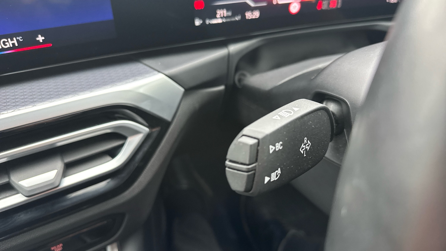 Used BMW 3 Series 2024 for sale - 76433787: Photo 28