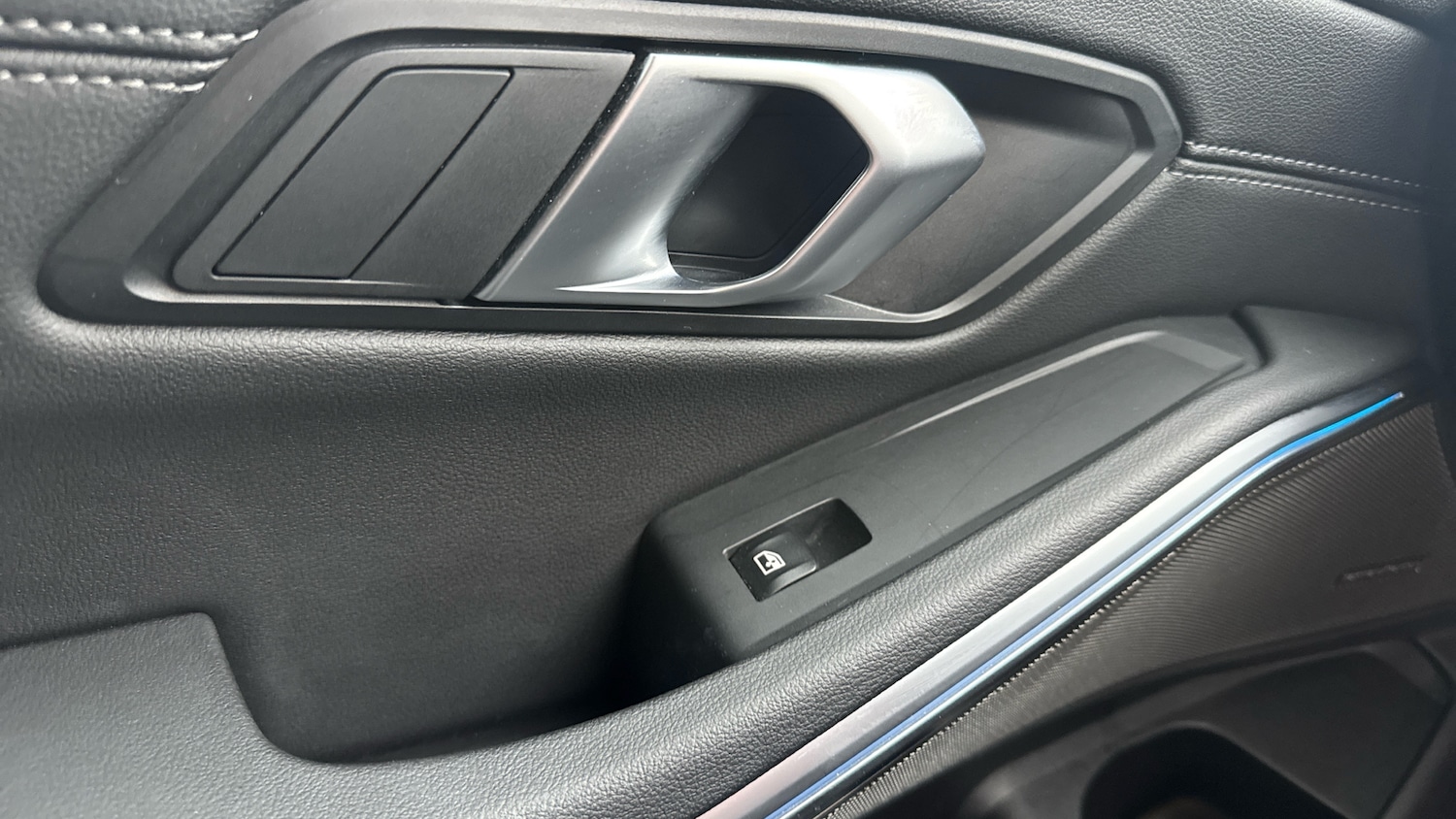 Used BMW 3 Series 2024 for sale - 76433787: Photo 41