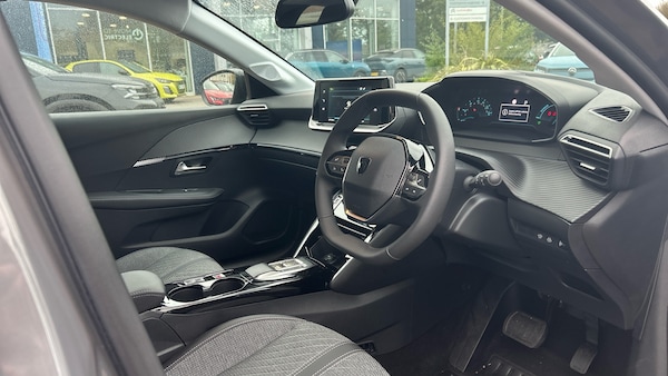 Used Peugeot 208 2023 for sale - 76139372: Photo 11