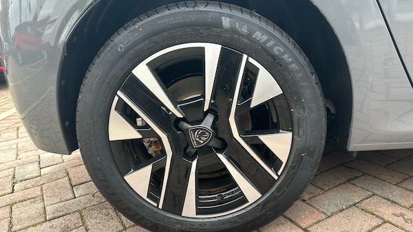 Used Peugeot 208 2023 for sale - 76139372: Photo 16
