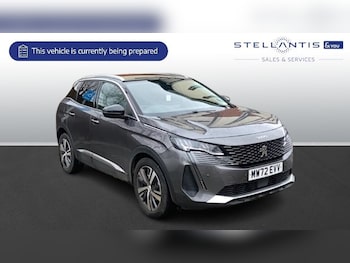 2022 - 1.2 PureTech Allure Premium + SUV 5dr Petrol Manual Euro 6 (s/s) (130 ps)