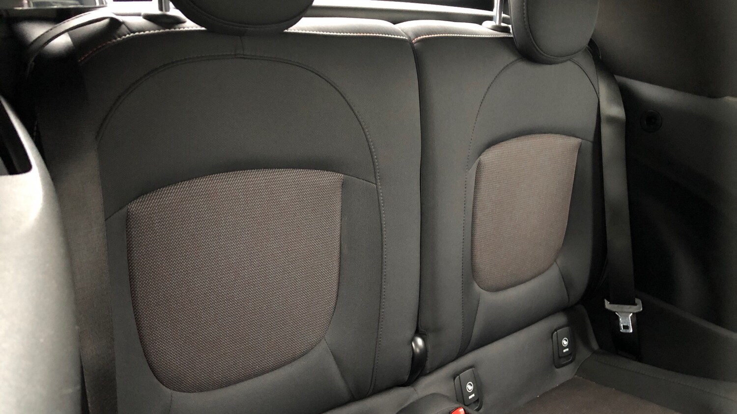 Used MINI Convertible 2021 for sale - 77441932: Photo 25