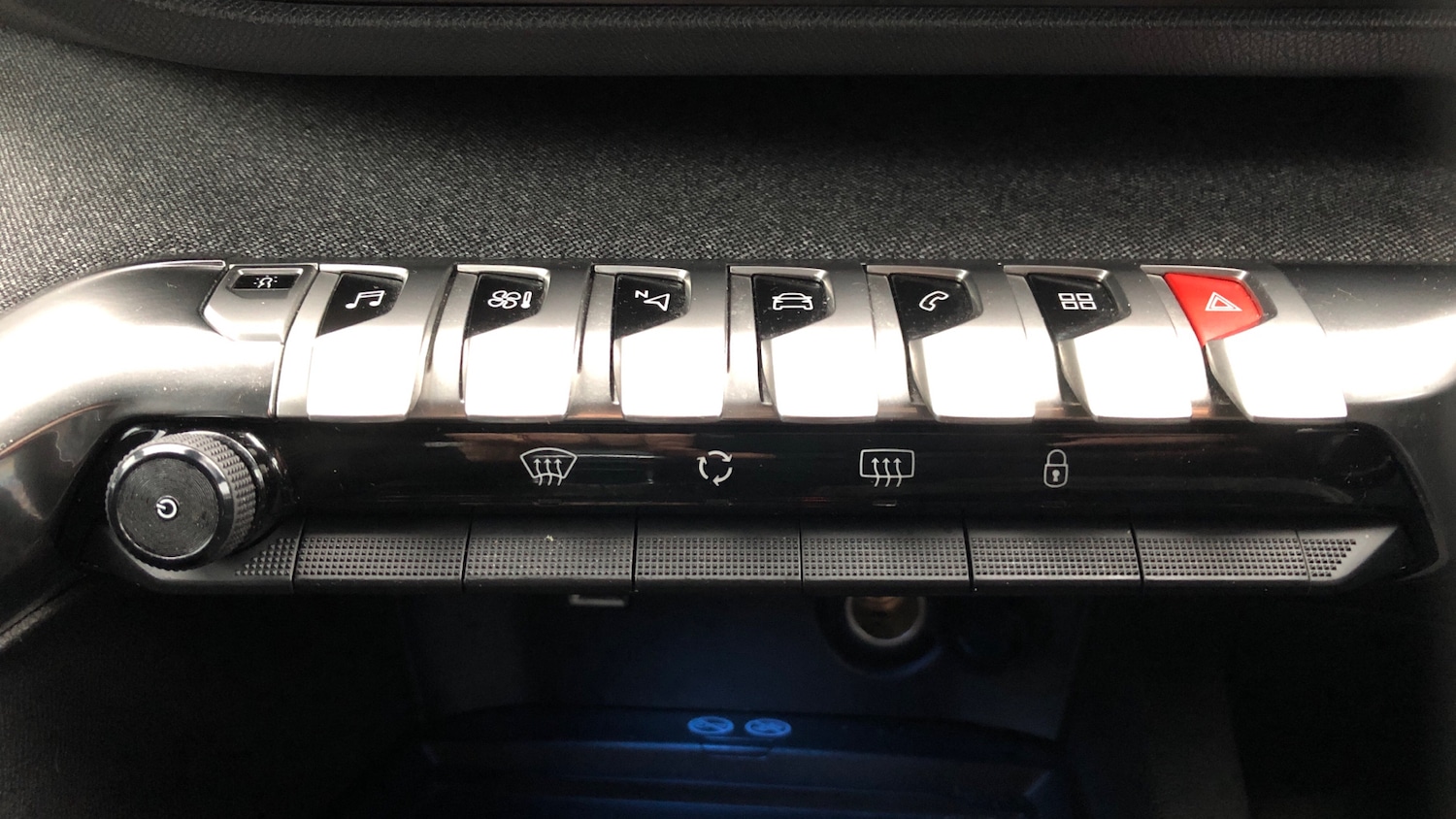 Used Peugeot 3008 2019 for sale - 76500537: Photo 20