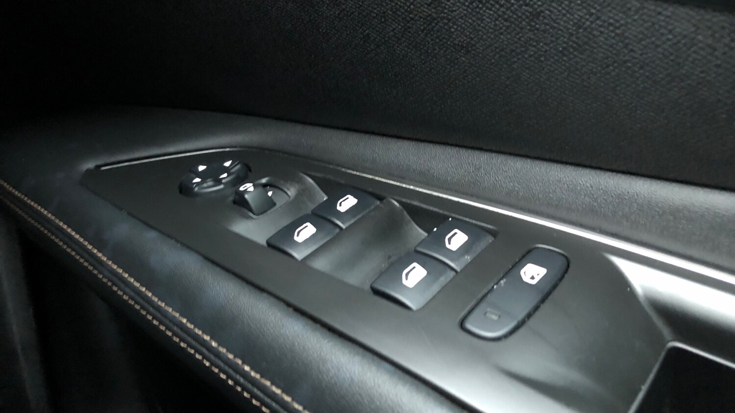 Used Peugeot 3008 2019 for sale - 76500537: Photo 22