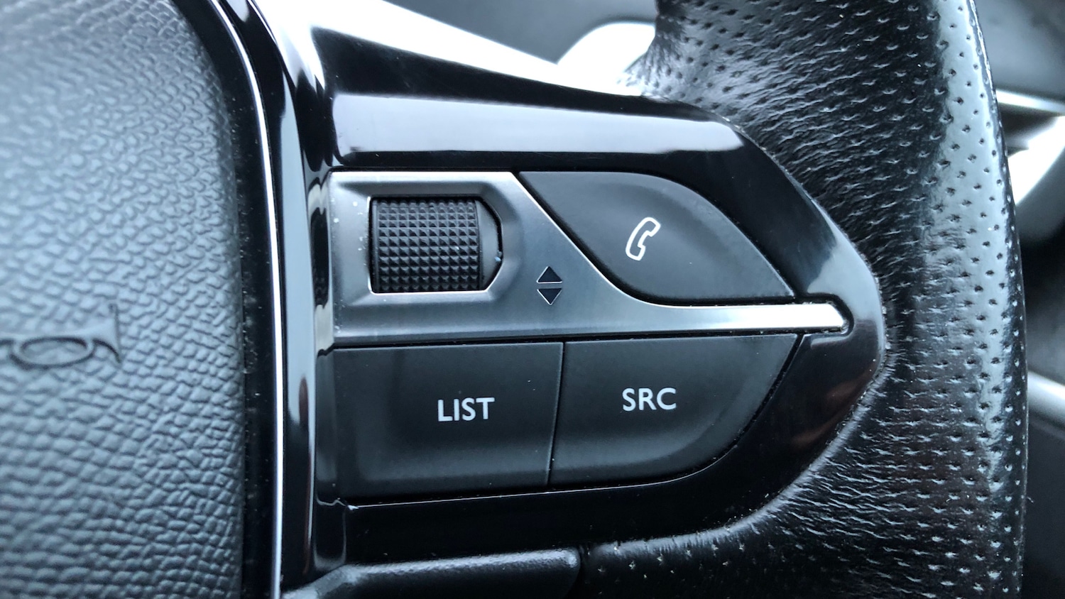 Used Peugeot 3008 2019 for sale - 76500537: Photo 24