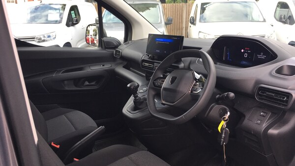 Used Peugeot Partner 2024 for sale - 75811526: Photo 11