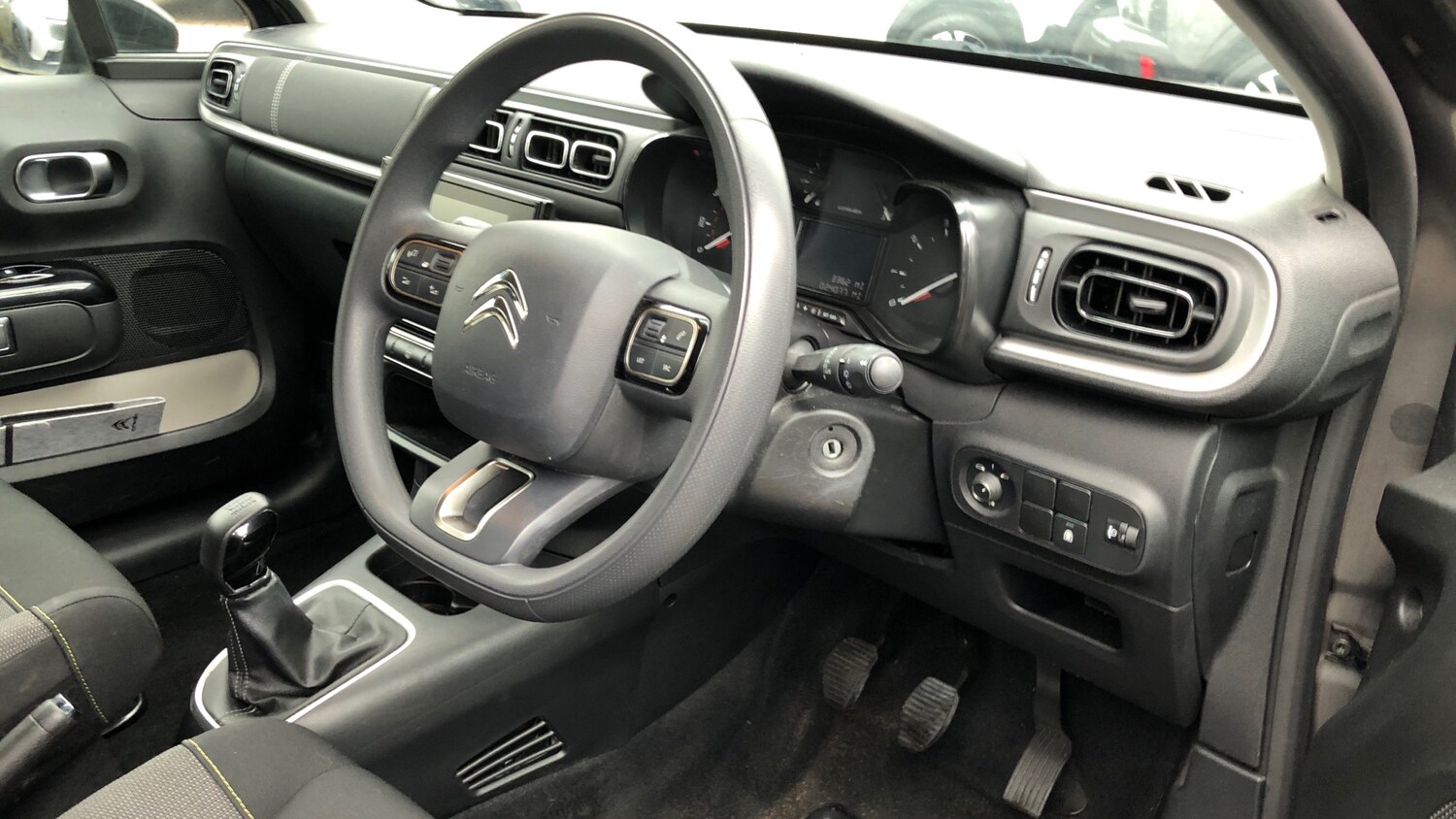 Used Citroen C3 2023 for sale - 77613561: Photo 11