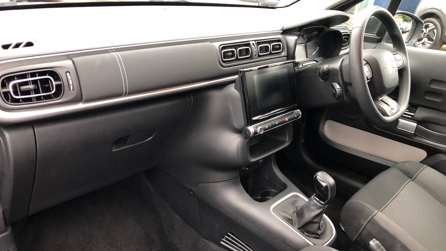 Used Citroen C3 2023 for sale - 77613561: Photo 12