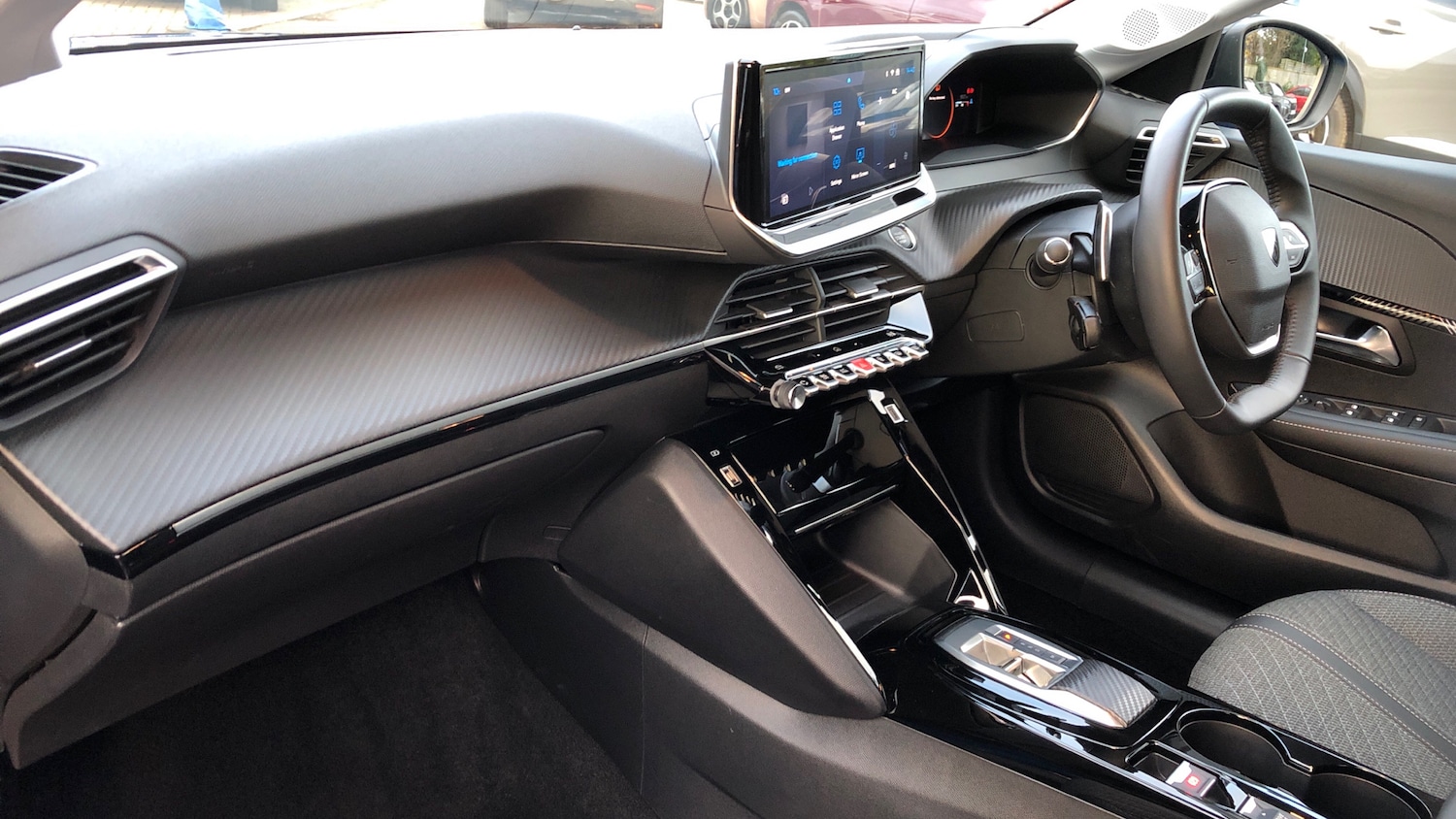 Used Peugeot 208 2024 for sale - 76866824: Photo 12