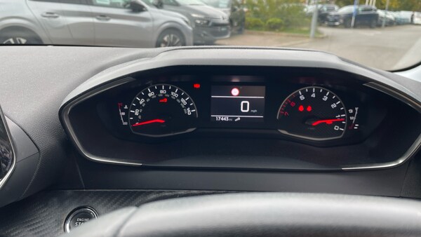 Used Peugeot 208 2020 for sale - 76110258: Photo 13