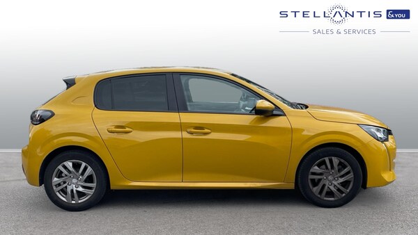 Used Peugeot 208 2020 for sale - 76110258: Photo 2