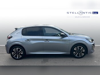Used Peugeot 208 2024 for sale - 75564819: Photo