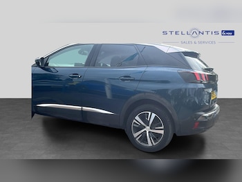 Used Peugeot 3008 2023 for sale - 79035001: Photo
