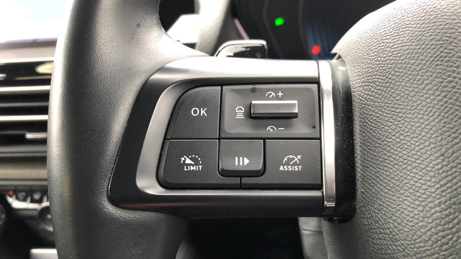 Used Citroen C5 X 2022 for sale - 76840370: Photo 24