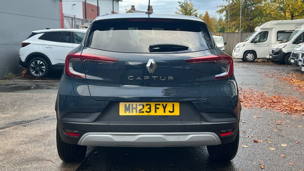 Used Renault Captur 2023 for sale - 76307984: Photo 9