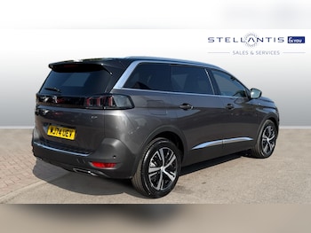 Used Peugeot 5008 2024 for sale - 75540881: Photo