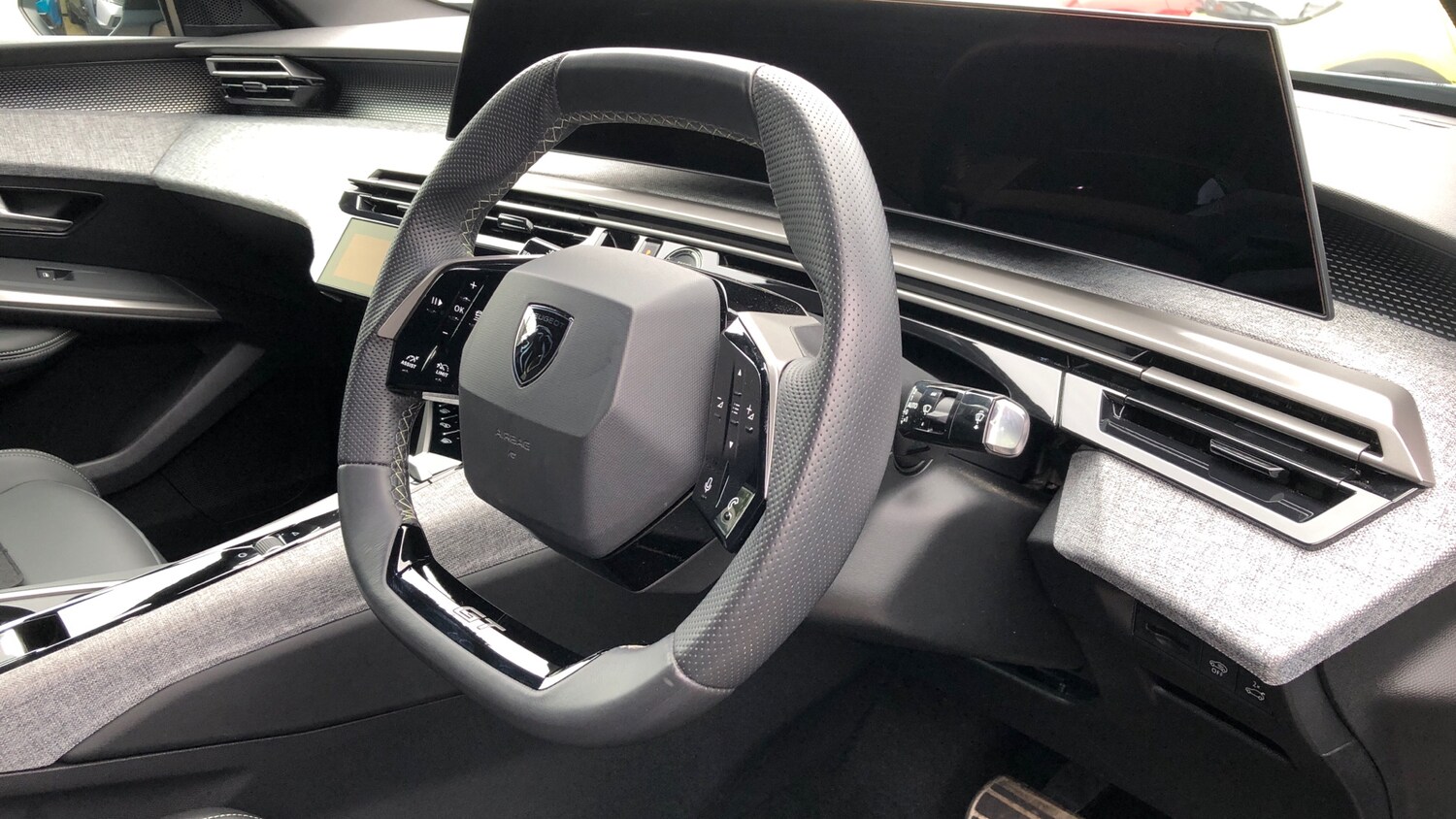 Used Peugeot 3008 2025 for sale - 77346183: Photo 11