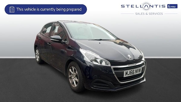 Used Peugeot 208 2016 for sale - 76248393: Photo 1