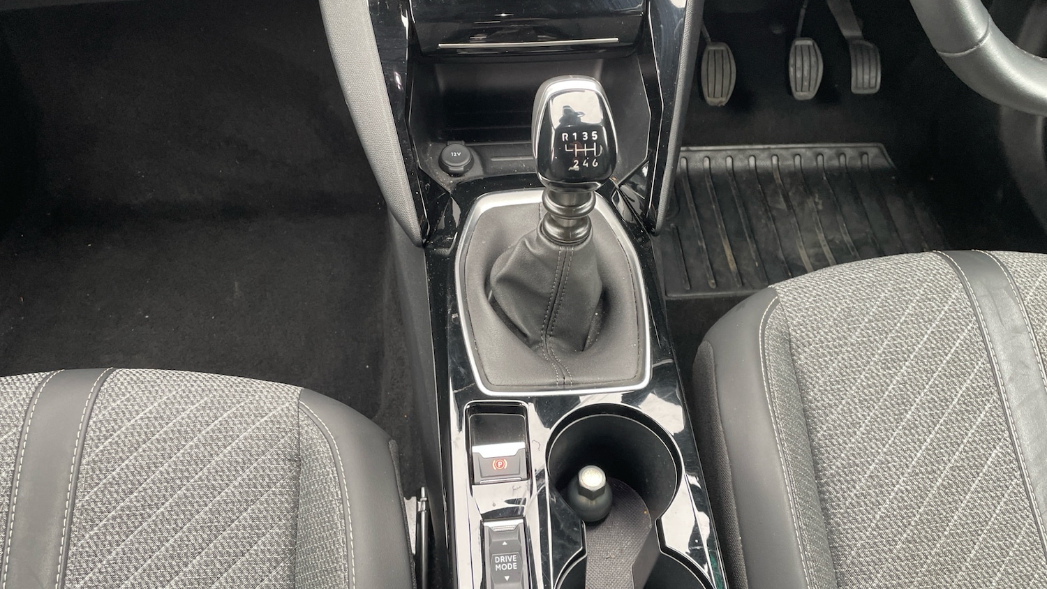 Used Peugeot 2008 2025 for sale - 76248427: Photo 20