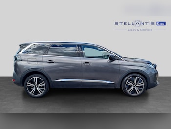 Used Peugeot 5008 2021 for sale - 79035009: Photo