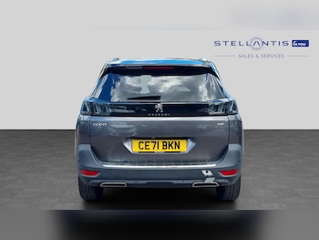 Used Peugeot 5008 2021 for sale - 79035009: Photo