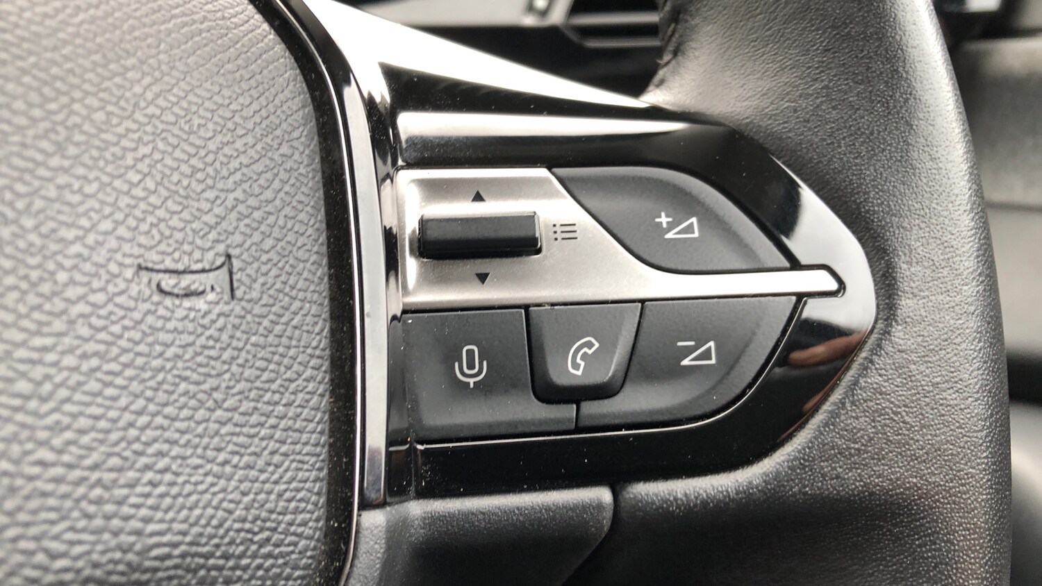 Used Peugeot 308 2023 for sale - 77587821: Photo 24