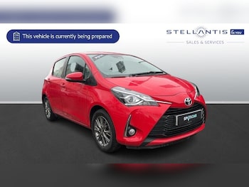 Used Toyota Yaris 2017 for sale - 76474366: Photo