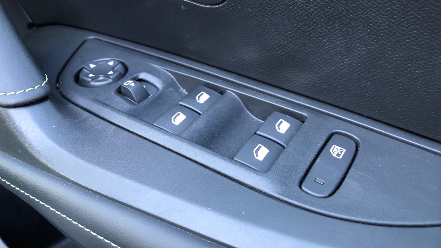 Used Peugeot 2008 2025 for sale - 76754127: Photo 23