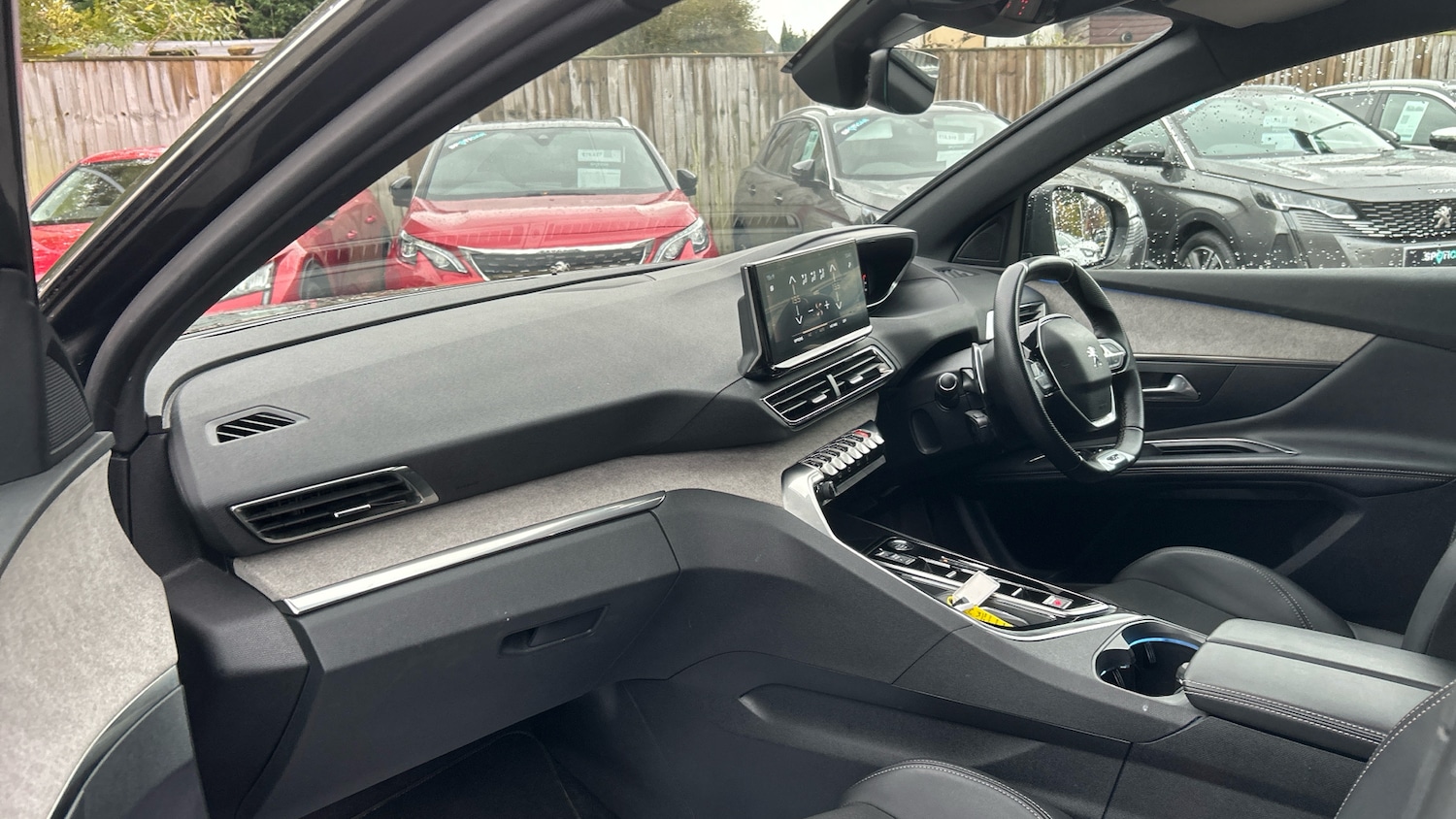 Used Peugeot 3008 2023 for sale - 76359101: Photo 12