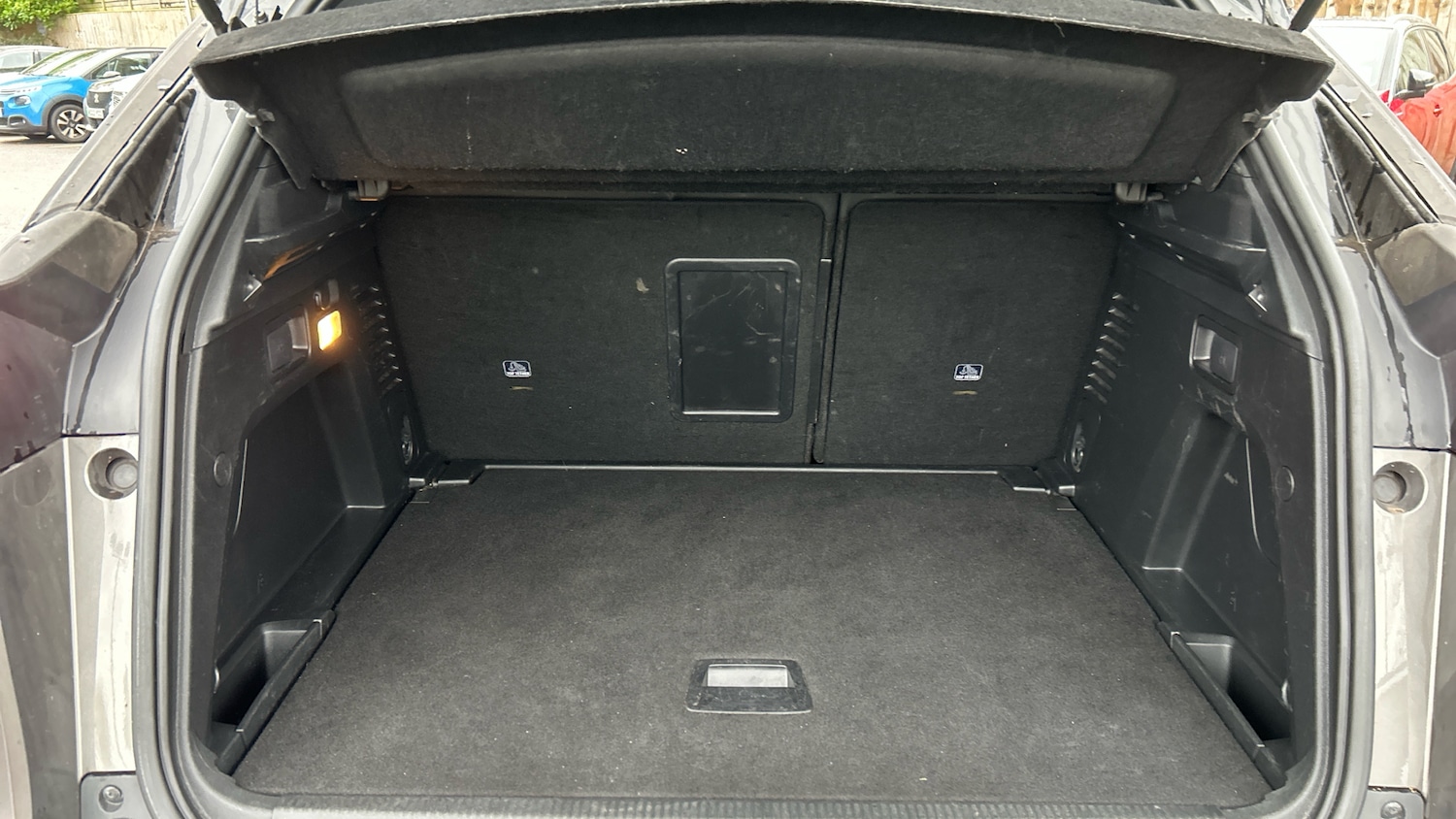 Used Peugeot 3008 2023 for sale - 76359101: Photo 19