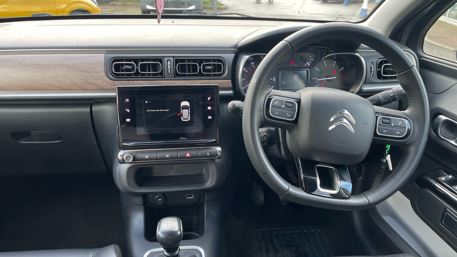 Used Citroen C3 2023 for sale - 76307961: Photo 4