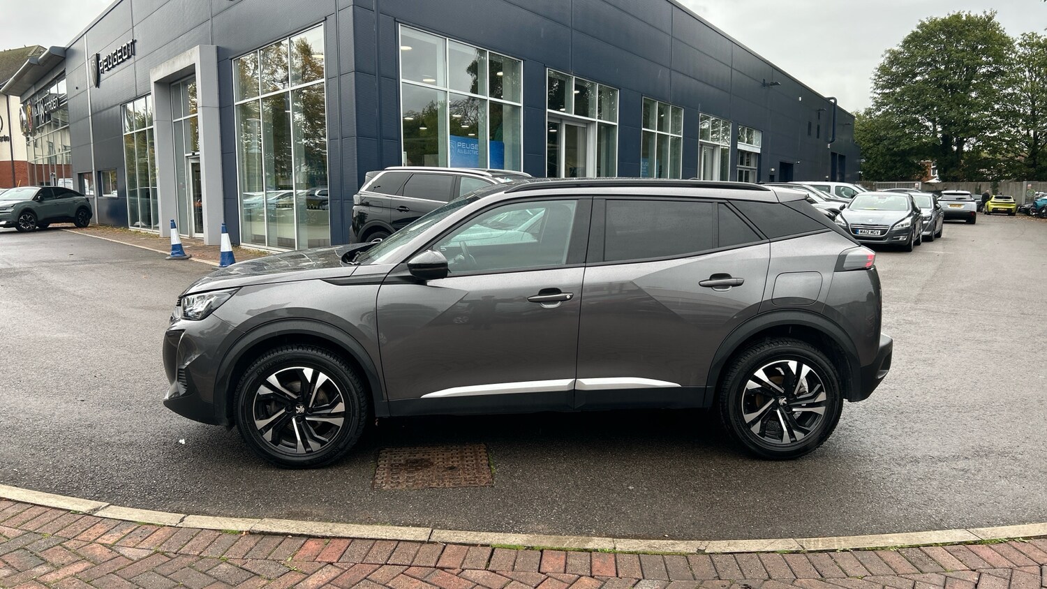 Used Peugeot 2008 2023 for sale - 76139382: Photo 6