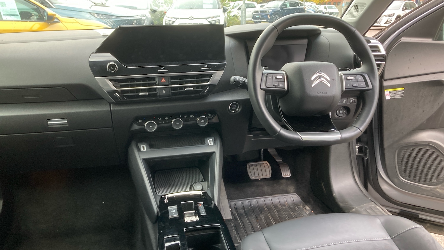 Used Citroen C4 2024 for sale - 76307985: Photo 11