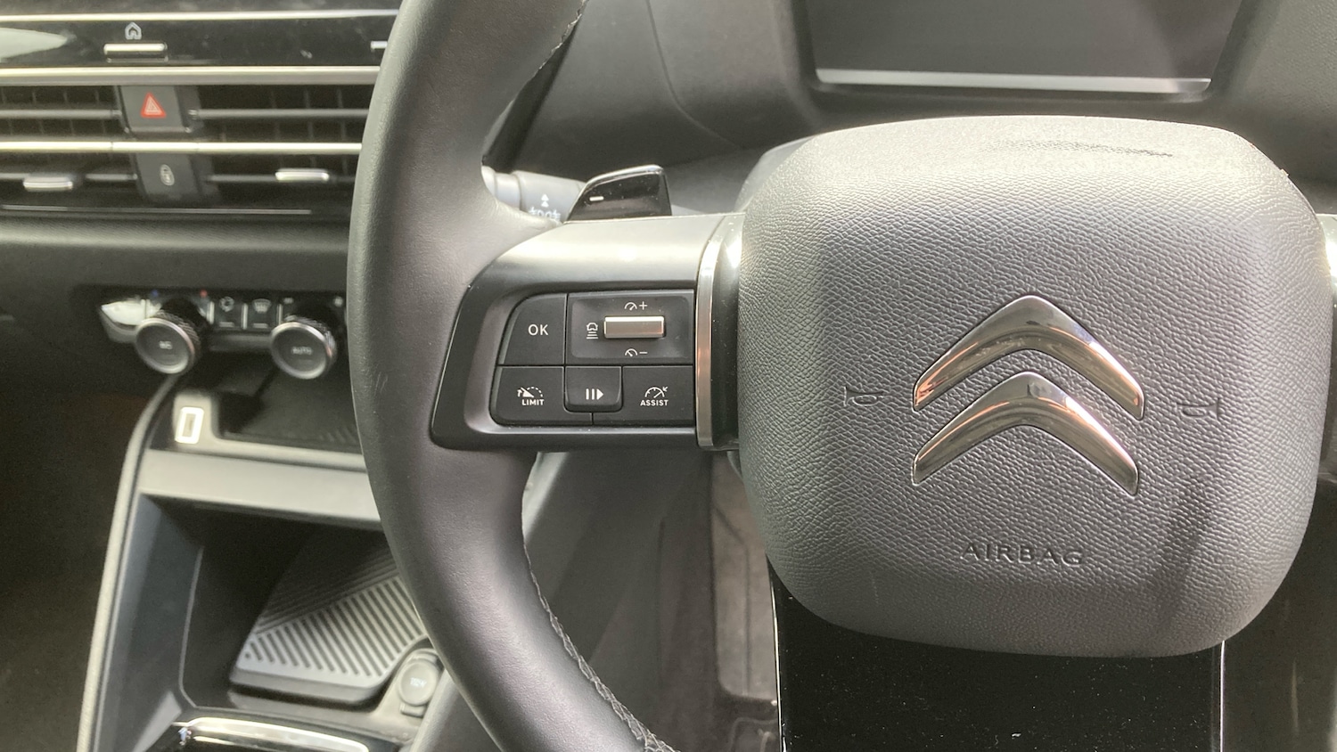 Used Citroen C4 2024 for sale - 76307985: Photo 23