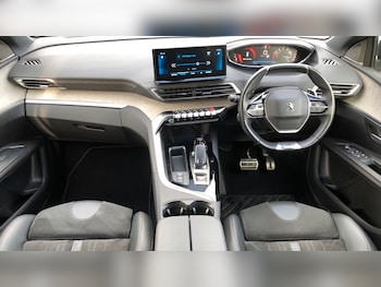 Used Peugeot 5008 2022 for sale - 76840355: Photo