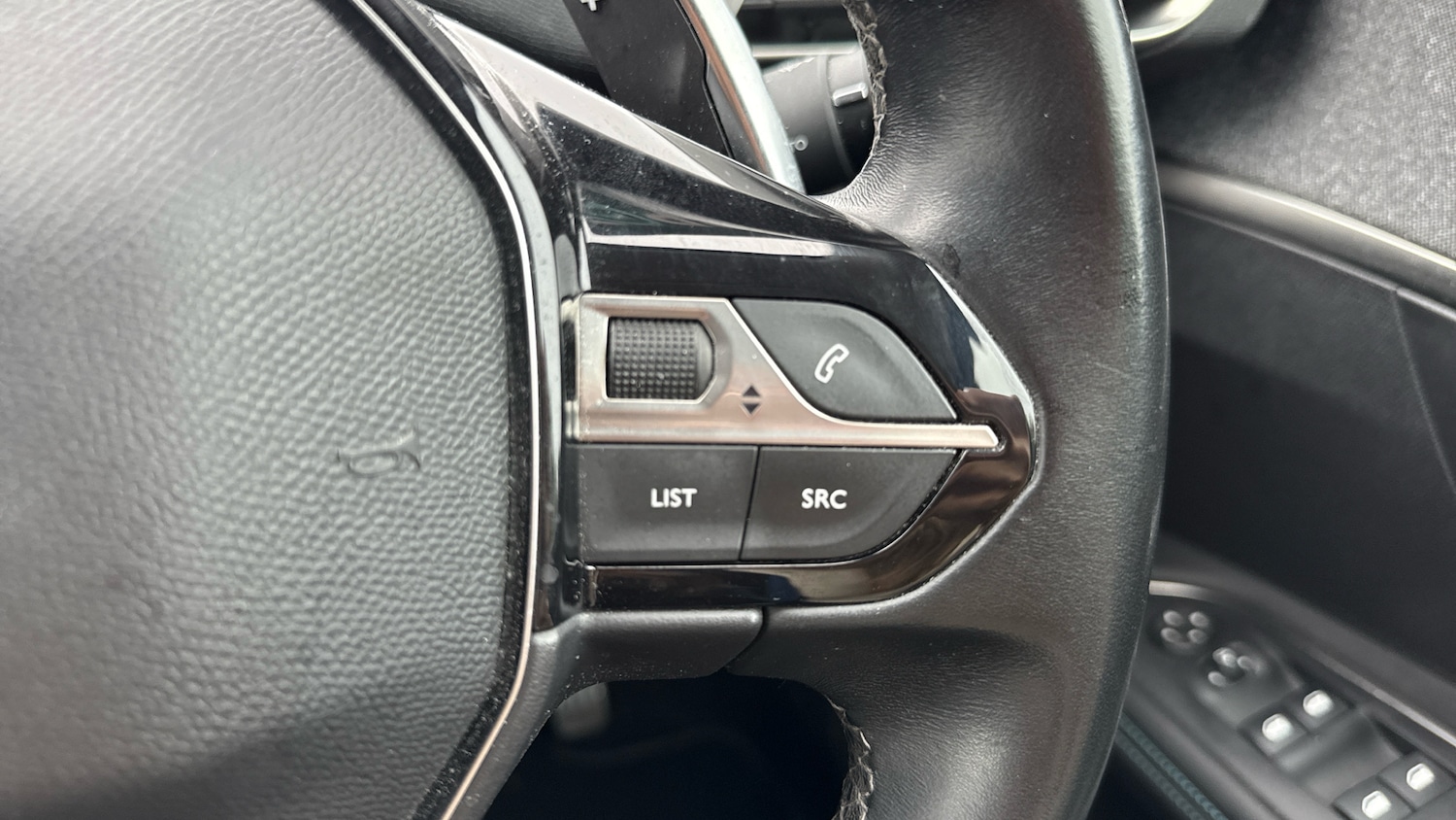 Used Peugeot 3008 2022 for sale - 76123524: Photo 24