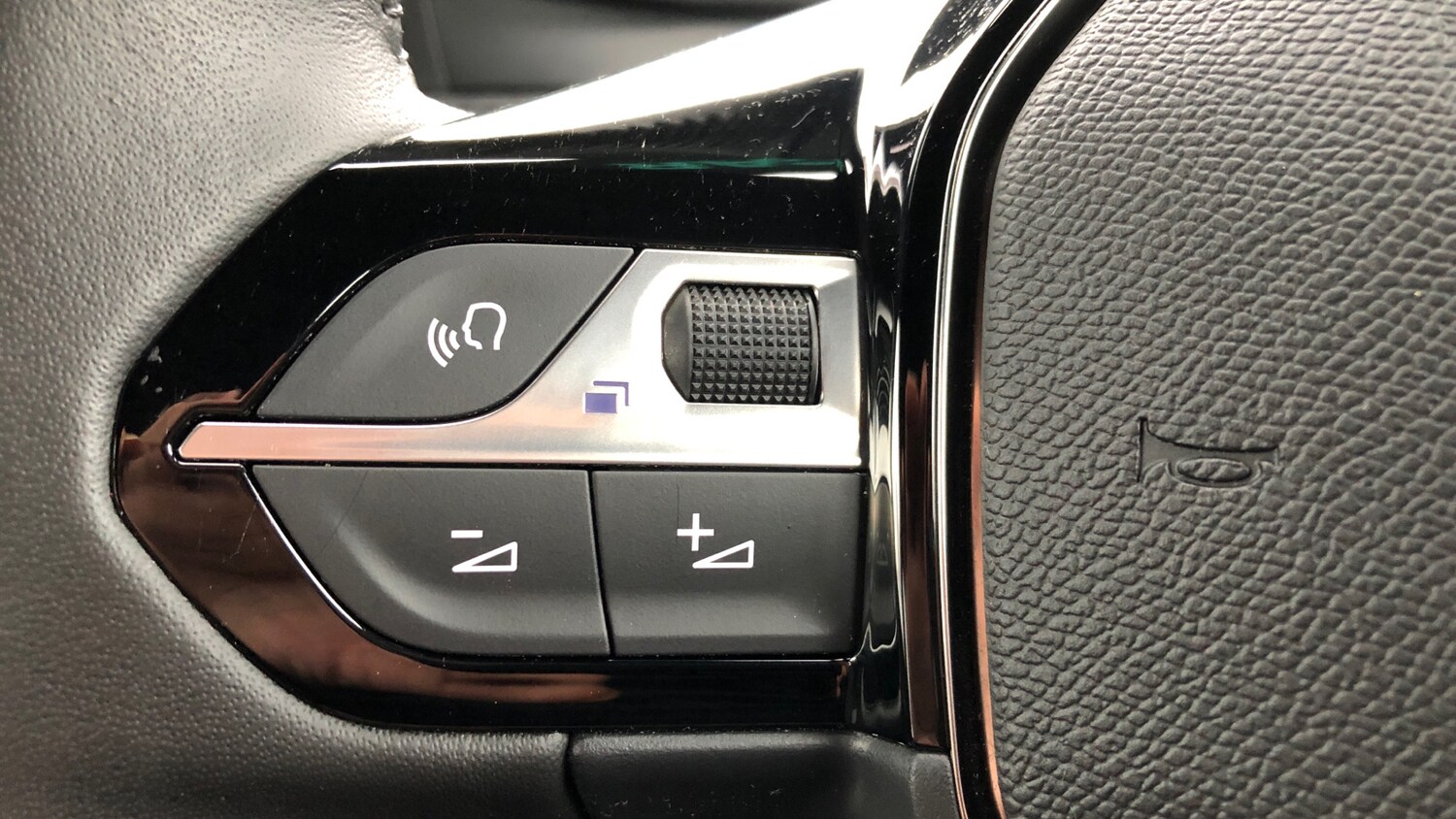 Used Peugeot 2008 2025 for sale - 76338274: Photo 23