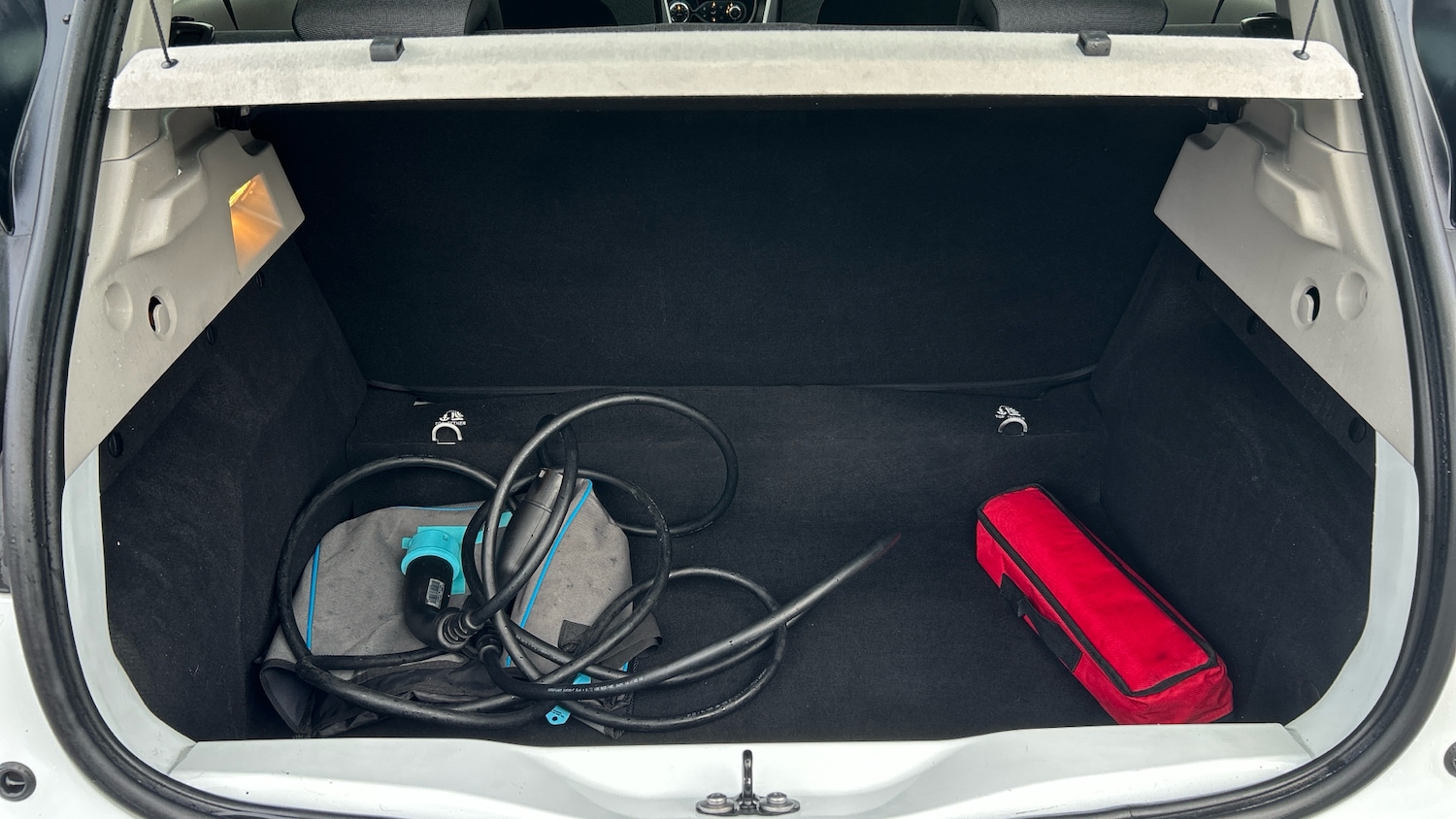 Used Renault Zoe 2016 for sale - 76139398: Photo 19