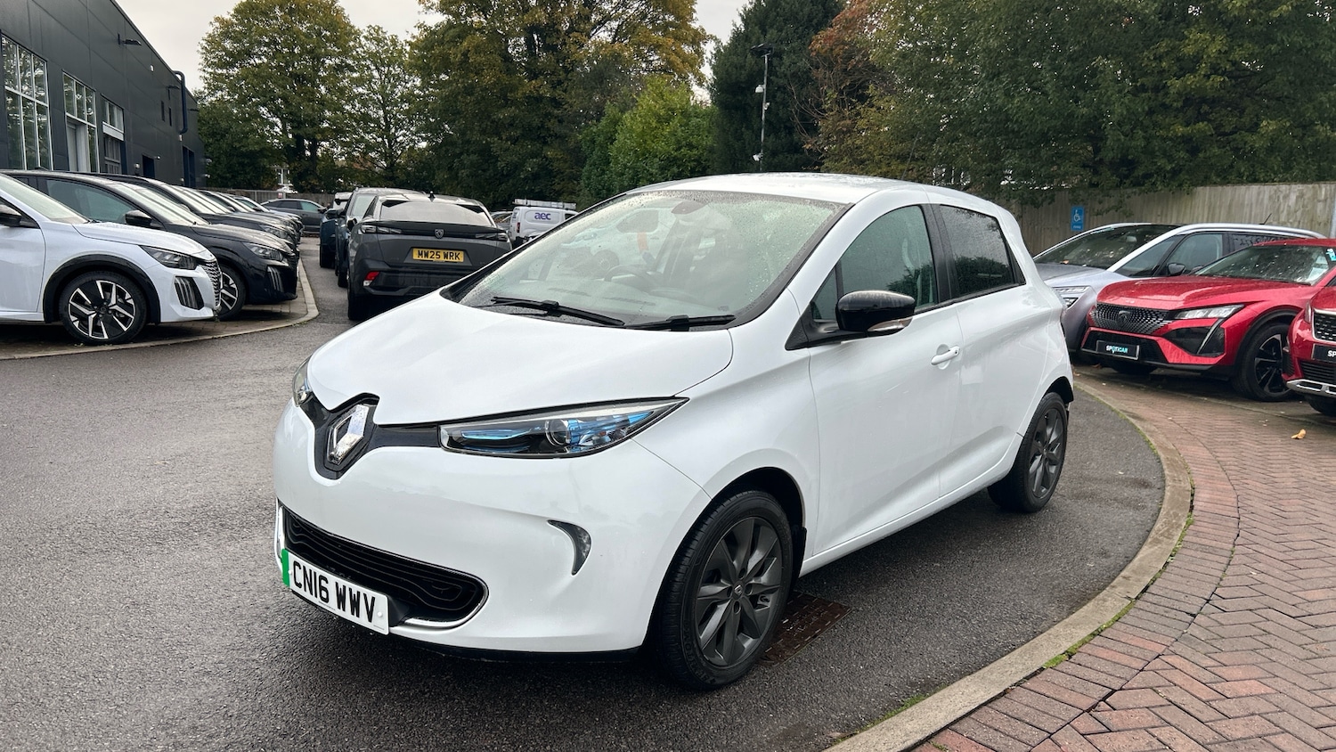 Used Renault Zoe 2016 for sale - 76139398: Photo 7