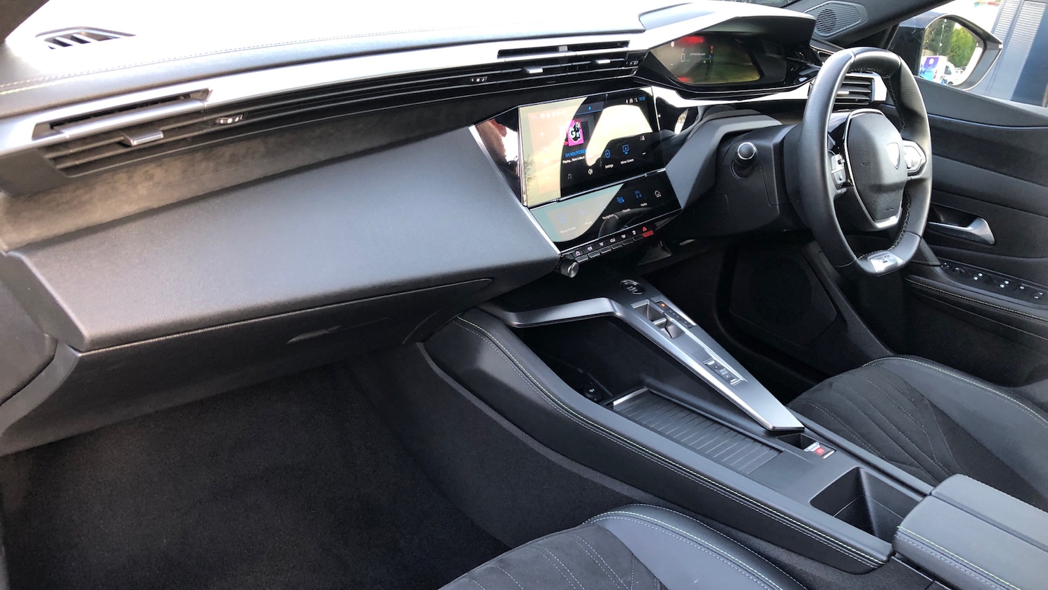 Used Peugeot 308 SW 2024 for sale - 76486431: Photo 12