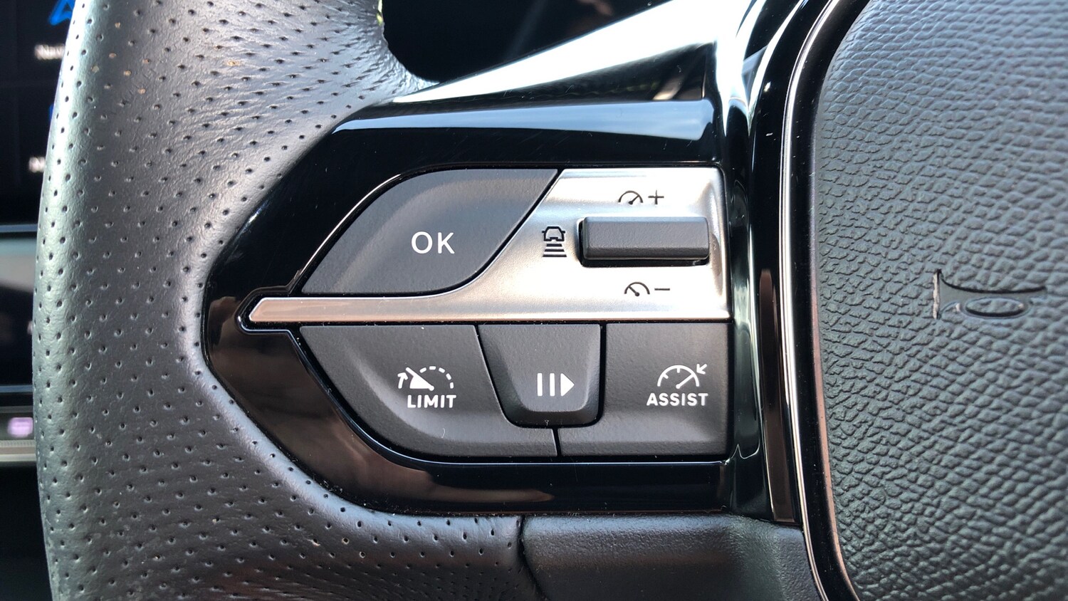 Used Peugeot 308 SW 2024 for sale - 76486431: Photo 23