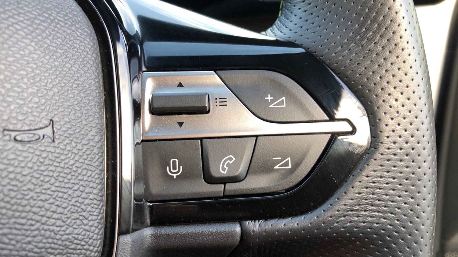 Used Peugeot 308 SW 2024 for sale - 76486431: Photo 24