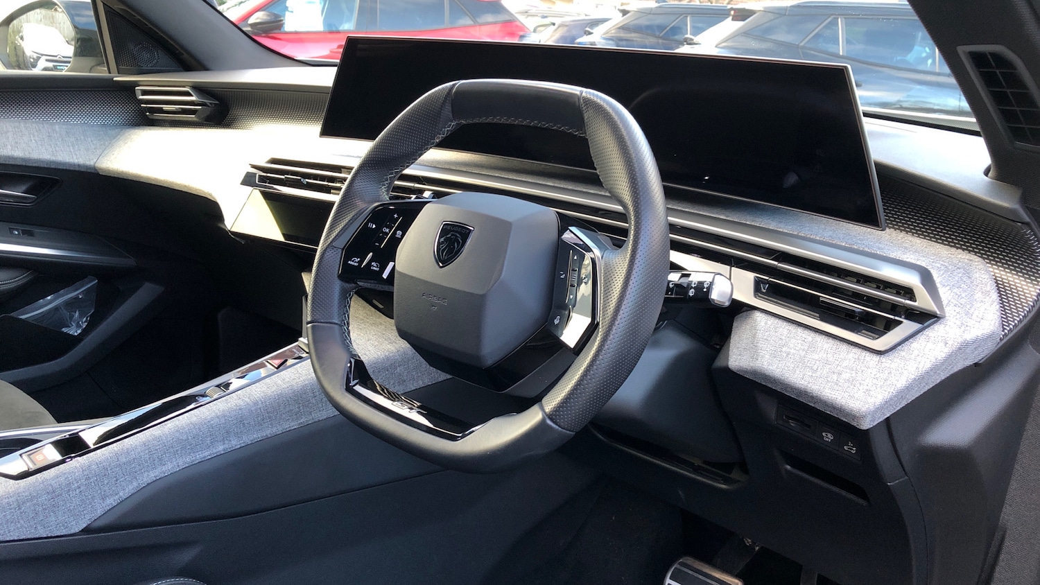 Used Peugeot 5008 2024 for sale - 76825730: Photo 11