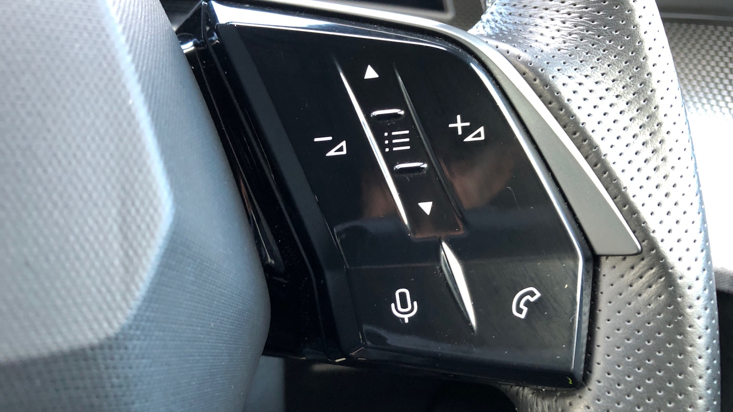 Used Peugeot 5008 2024 for sale - 76825730: Photo 24