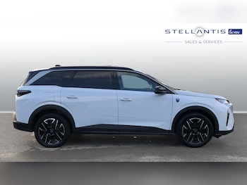 Used Peugeot 5008 2024 for sale - 76825730: Photo