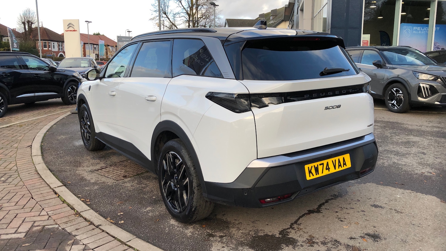 Used Peugeot 5008 2024 for sale - 76825730: Photo 5